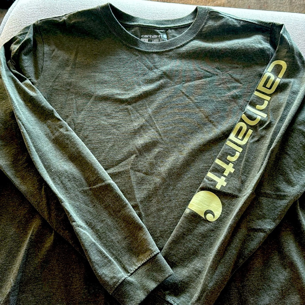 Carhartt boys size 12-14 large, long sleeve, hunter green
